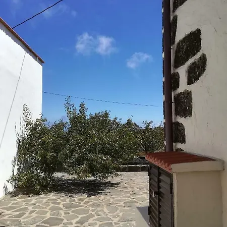 Casa Los Almendros Летний дом *