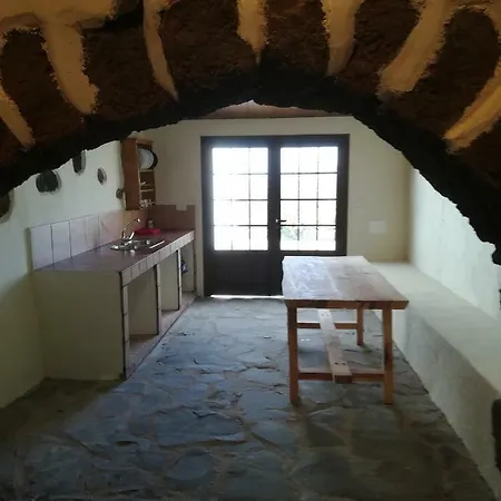 Летний дом Casa Los Almendros Исора